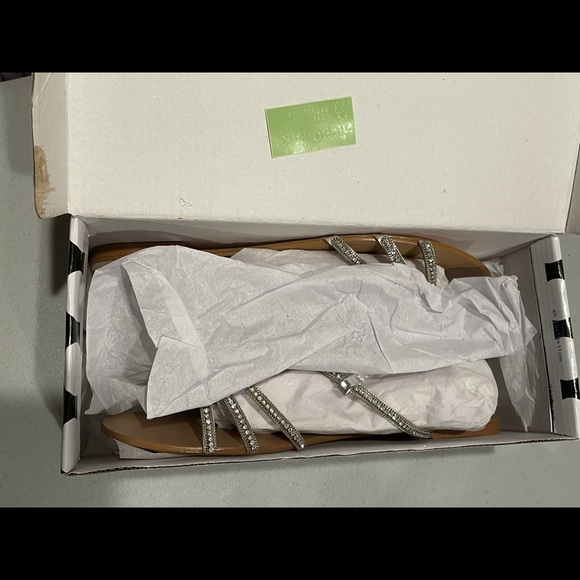 Sandals Silver Size 10 NEW - Picture 4 of 6